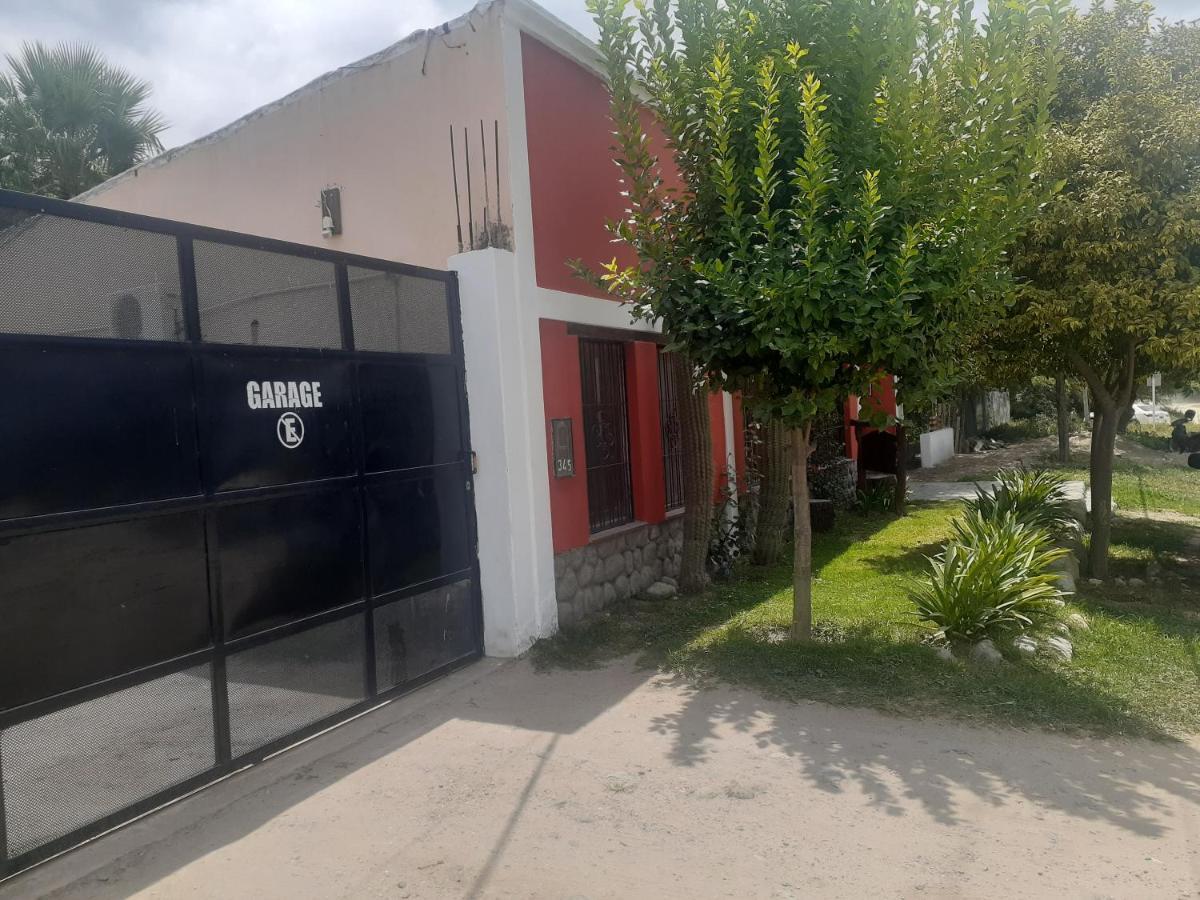 Hostal Candelaria Cafayate Exterior photo